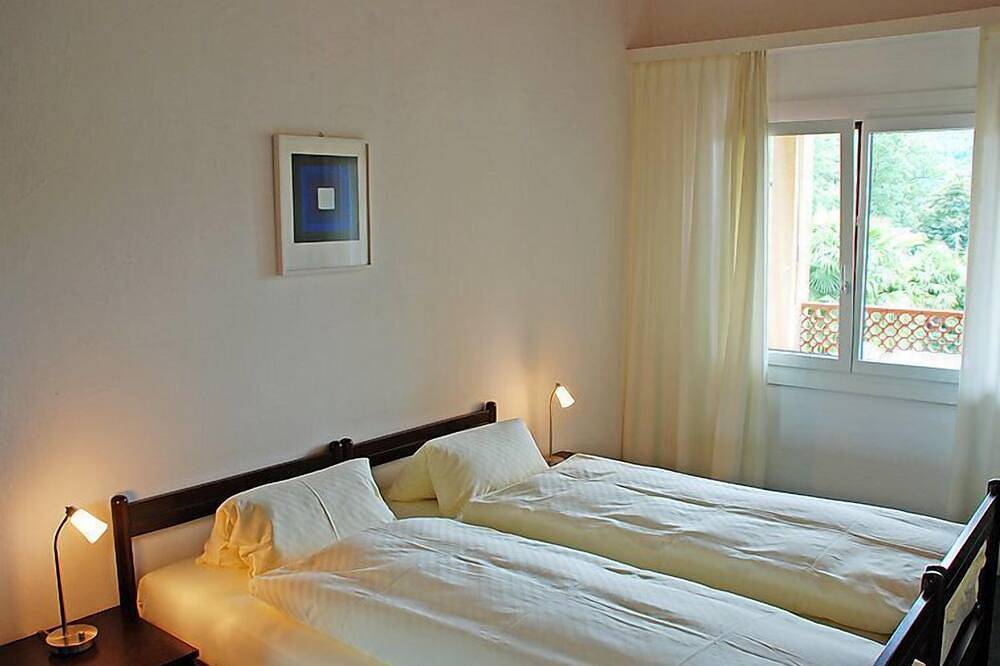 Ganze Wohnung, Residenza Parcolago Apt 203 in Caslano, Luganersee