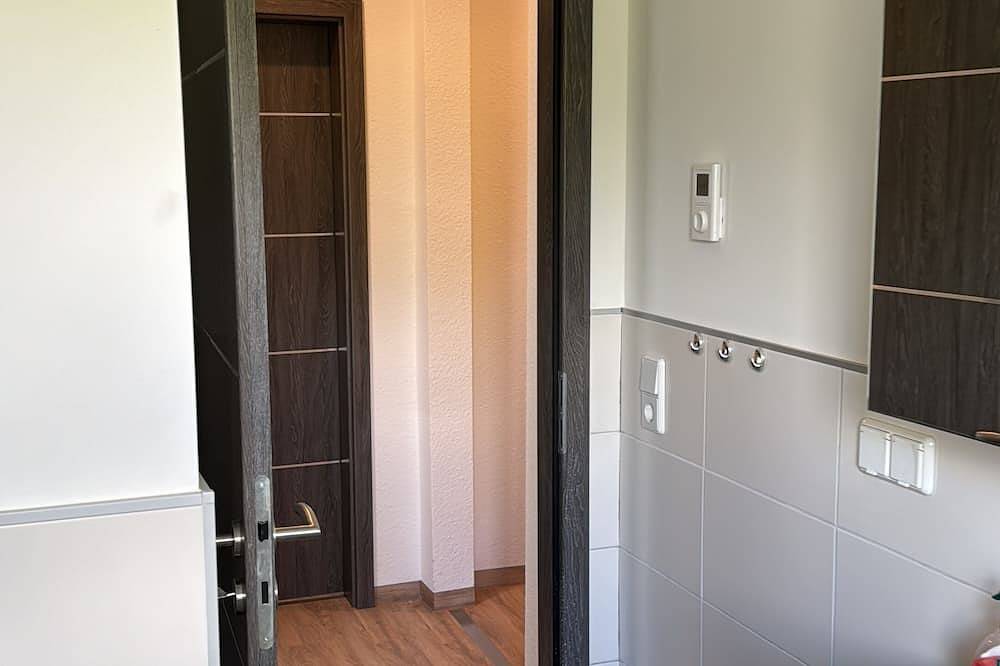 Ganze Wohnung, Schöne Wohnung, Meuselwitzer Str. 7, Penkwitz, Og links in Elsteraue, Burgenlandkreis