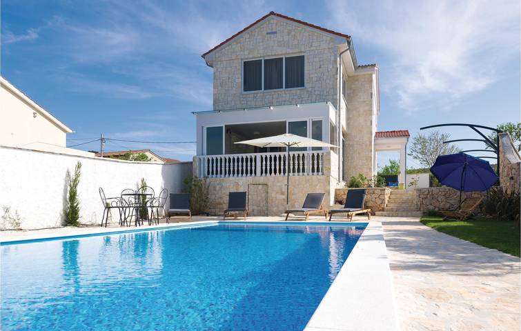 Ferienhaus für 8 Personen, mit Whirlpool und Terrasse sowie Sauna in Vinjerac - 4