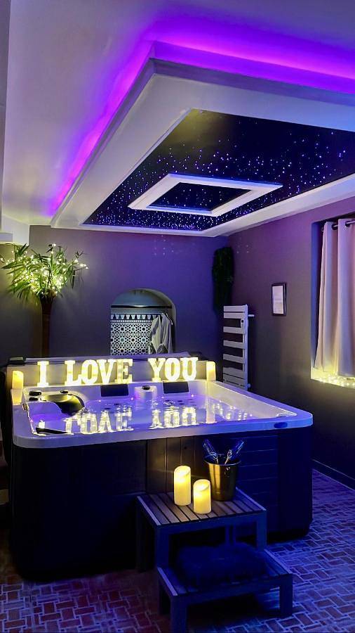 Gîte pour 3 personnes, avec jacuzzi à Saint-Étienne-au-Mont