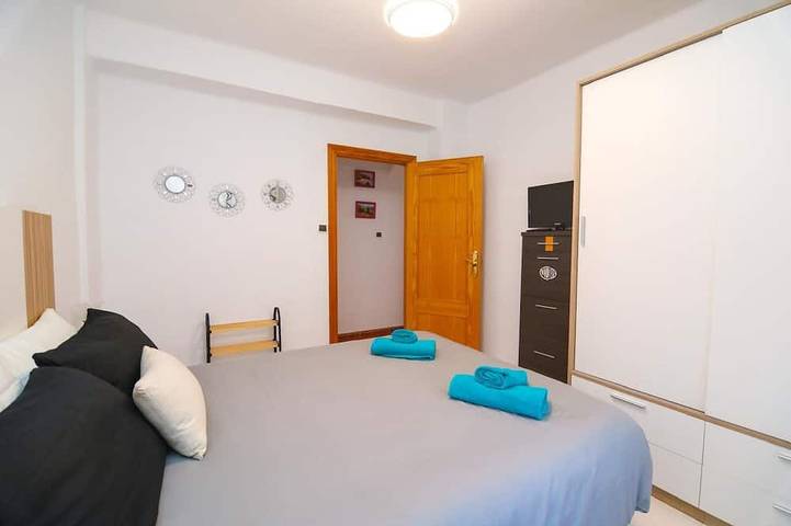 Entire apartment, Fuente de Piedra Apartment in Torre del Mar, Vélez-Málaga