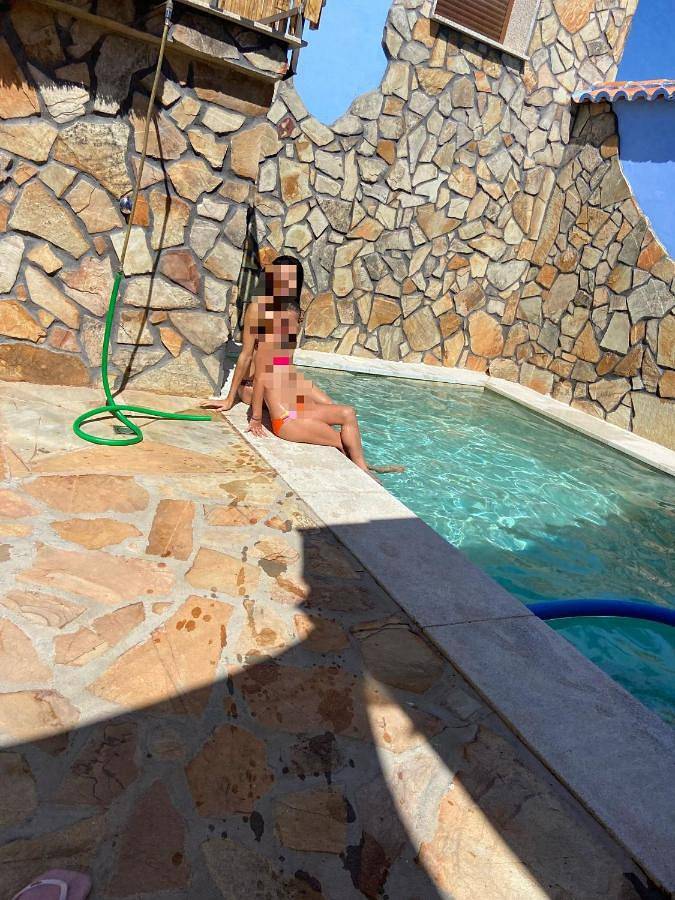 Casa de vacaciones para 7 personas, con jardín y terraza además de piscina y vistas - 1