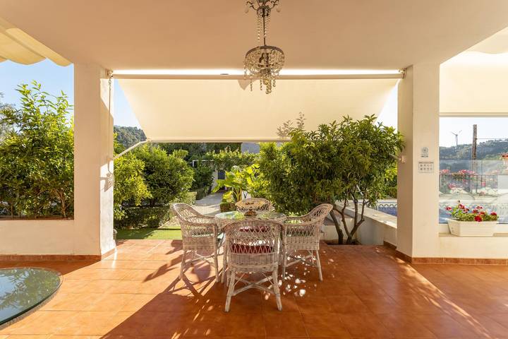 Casa rural para 14 personas, con jardín en Villamena - 4