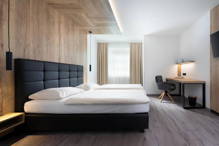 Hôtel pour 2 personnes, avec sauna ainsi que vue et terrasse dans Korneubourg - 3