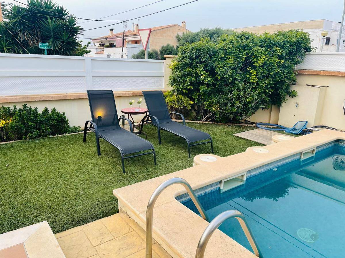Three-Bedroom House in Badia Gran, Llucmajor