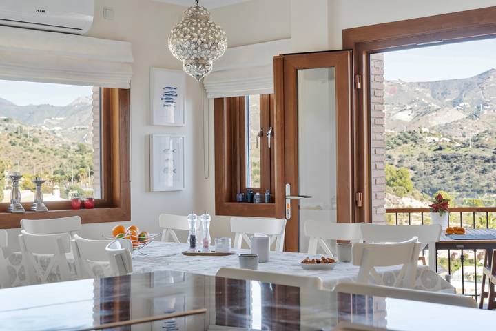 Casa rural para 15 personas, con jardín y terraza en Almuñecar - 3