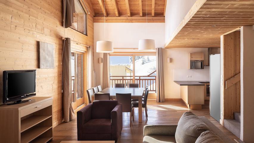 Chalet pour 10 personnes, avec balcon dans Les Carroz