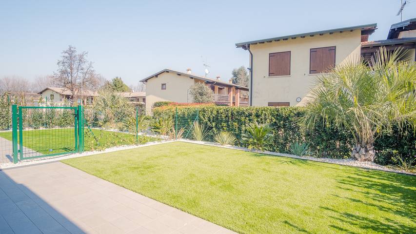 Gîte pour 3 personnes, avec piscine et jardin à Padenghe sul Garda - 2