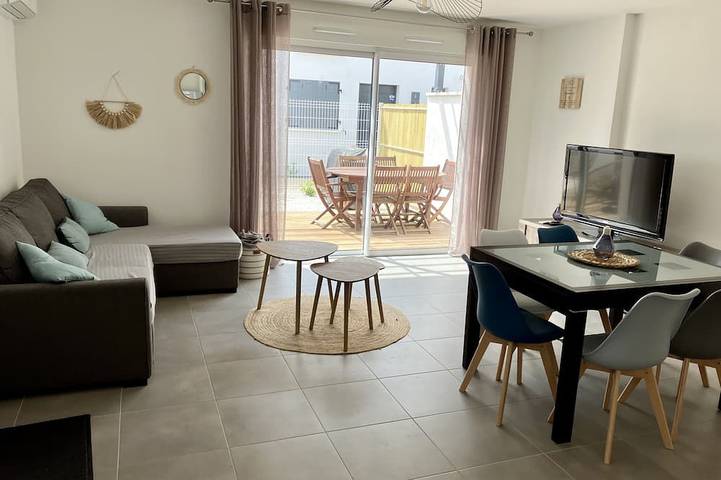 Villa for 6 people, with terrace and garden - 1