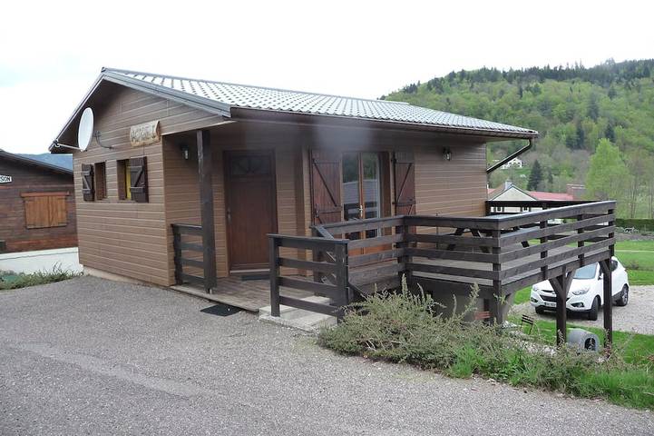 Chalet pour 6 personnes, avec balcon et jardin