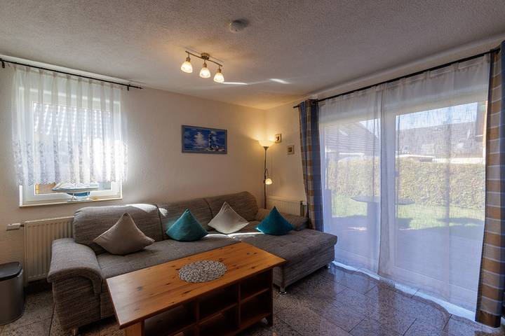 Ferienhaus für 6 Personen, mit Sauna und Garten in Zingst - 2
