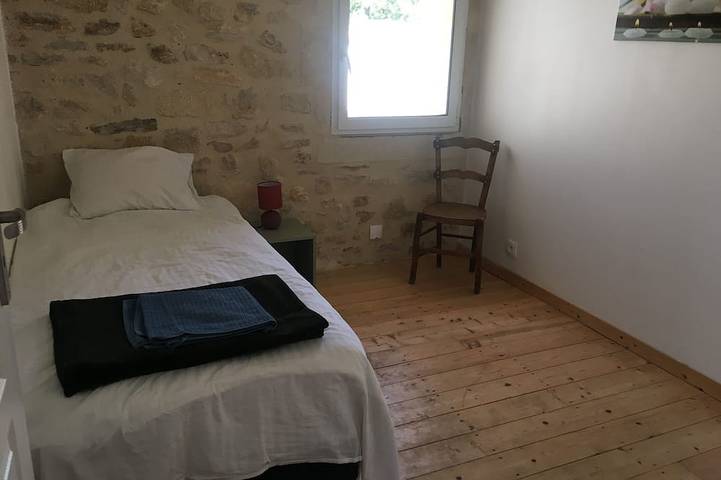Location de vacances pour 5 personnes, avec terrasse et jacuzzi à Villevieille - 4