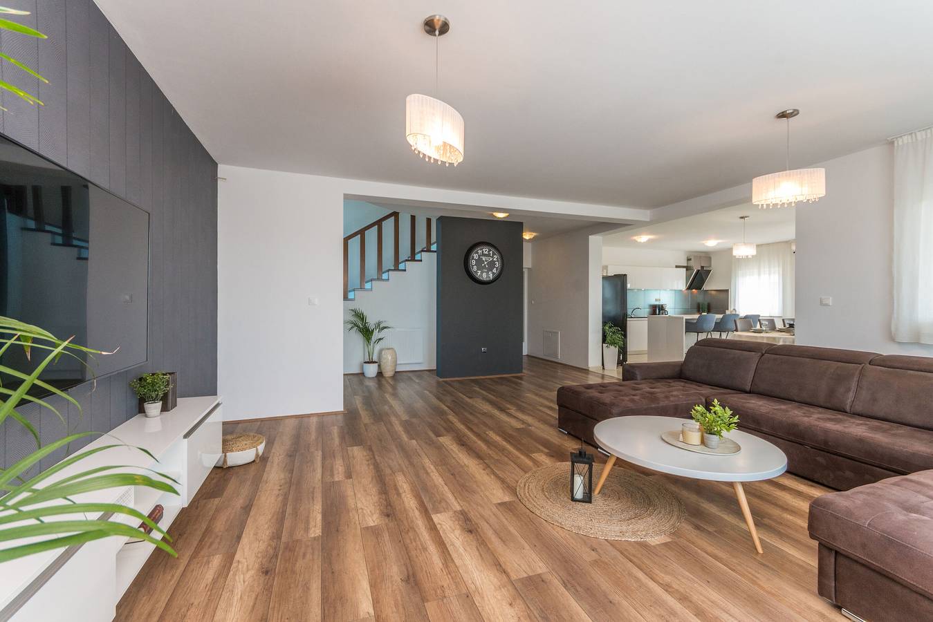 Vacation Rental for 9 Guests in Pakostane, Zadar