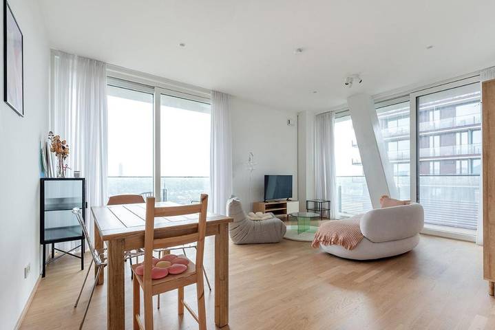 Ferienwohnung für 2 Personen, mit Pool und Garten sowie Ausblick in Wien