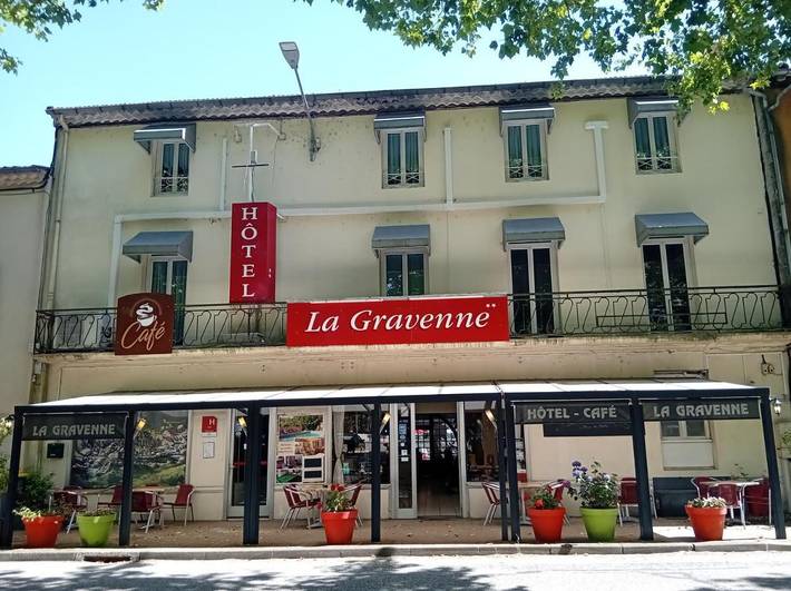 Hôtel pour 2 personnes, avec Terrasse ainsi que Jardin et Piscine à Thueyts - 2