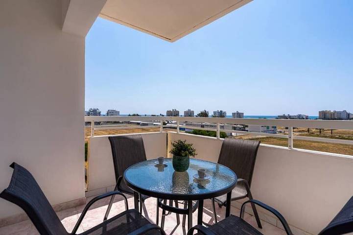 Holiday rental for 3 people, with pets in Larnaca
