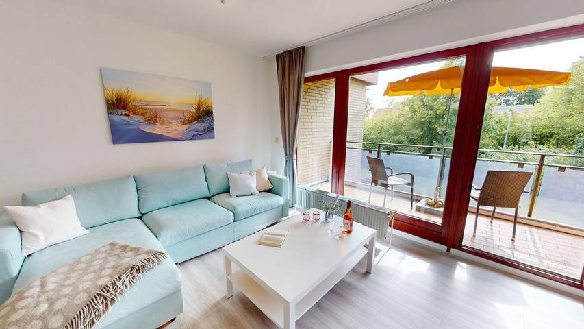 Ganze Wohnung, Sonnige Ferienwohnung in Südlage mit Balkon für bis zu 4 Personen in Pelzerhaken Strand, Neustadt in Holstein