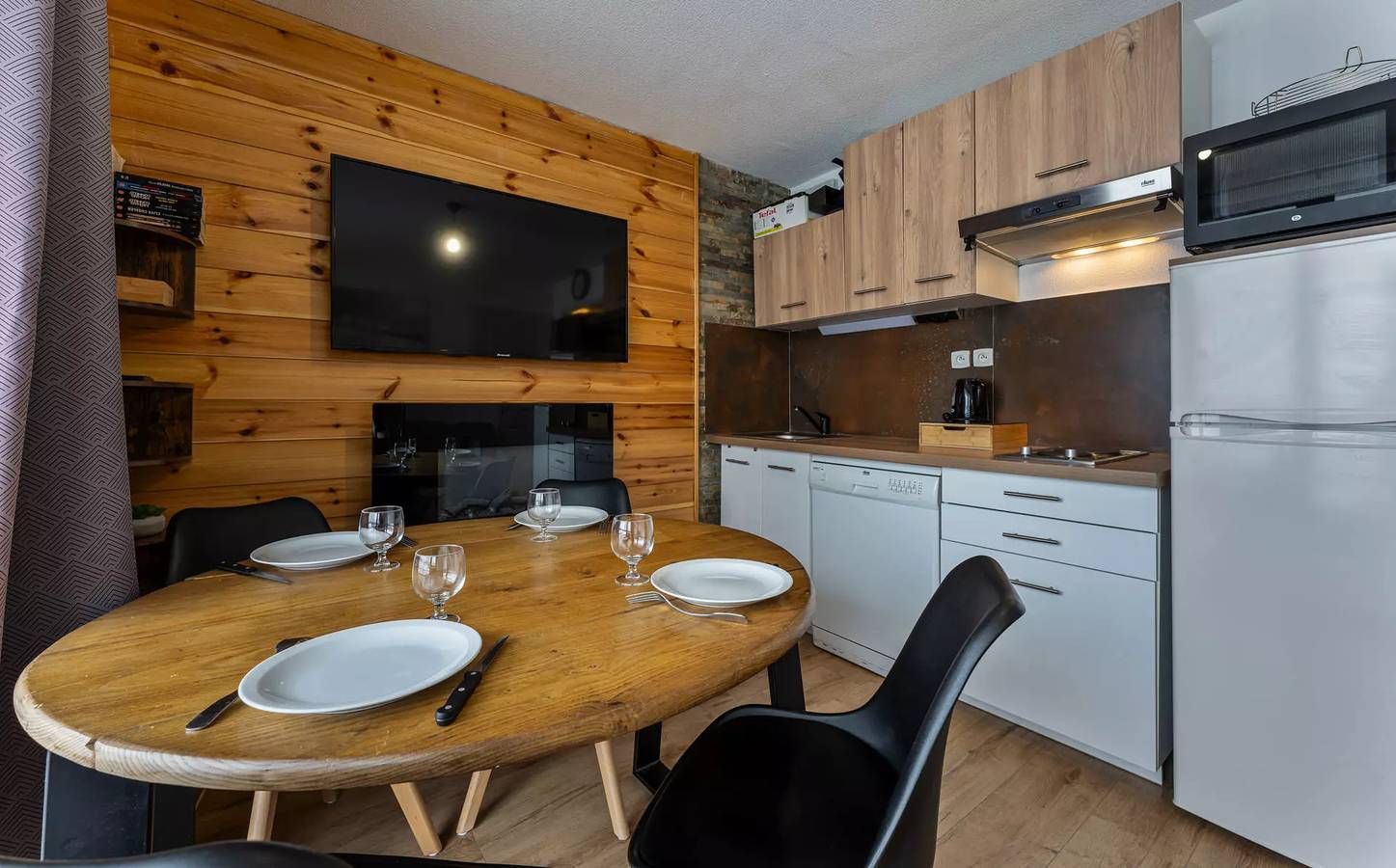 Appartement entier, 2 pièces tranquille en bordure des mélèzes in Les Orres, Parc national des Écrins