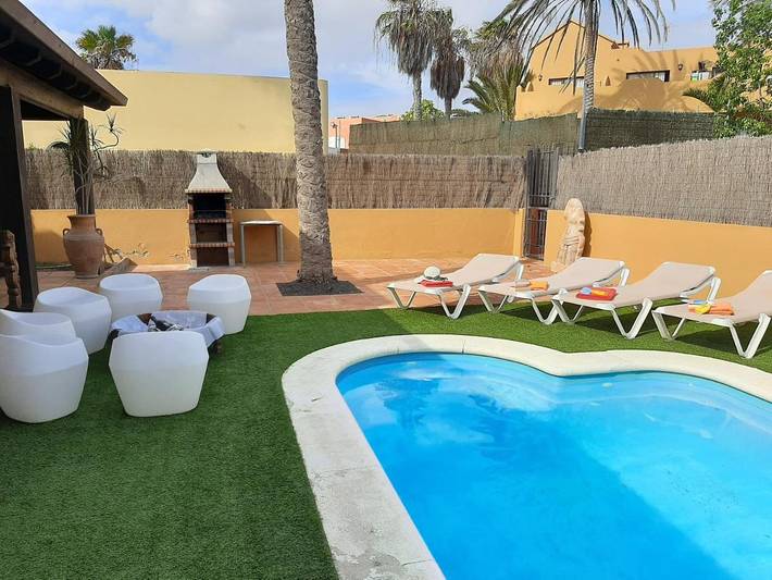 Chalet para 6 personas, con jardín y piscina en Fuerteventura - 3