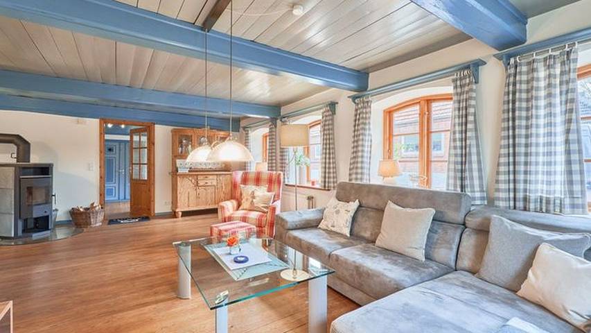 Ferienhaus für 4 Personen, mit Terrasse und Garten in Schwabstedt