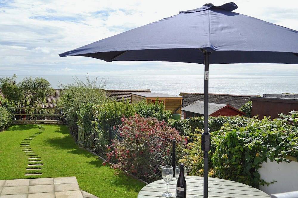 2 bedroom accommodation in Ventnor in Ventnor, Isle of Wight