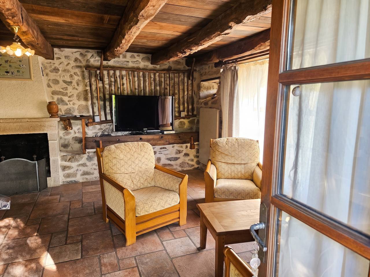 Maison conviviale à Peyrusse le Roc, avec jardin sans vis-à-vis in Peyrusse-le-Roc, Aveyron