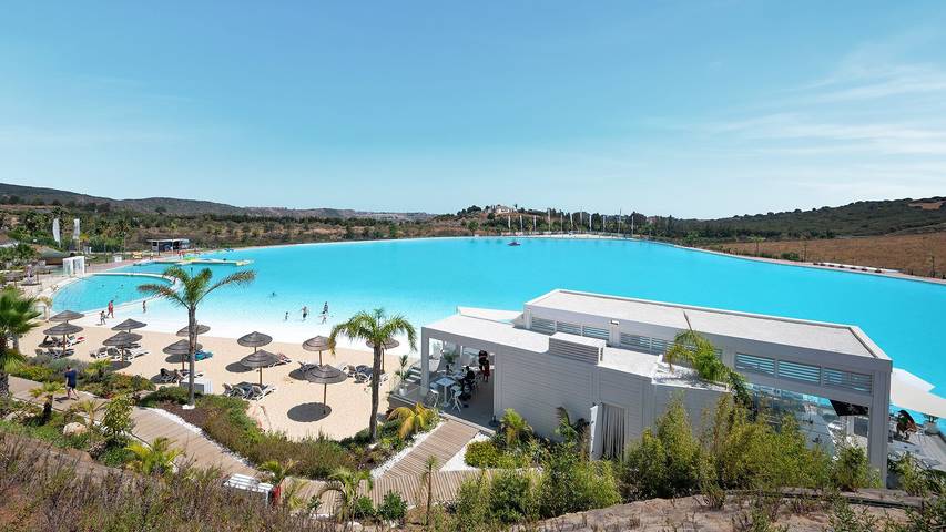 Holiday rental for 5 people, with garden and children pool as well as hot tub in Casares
