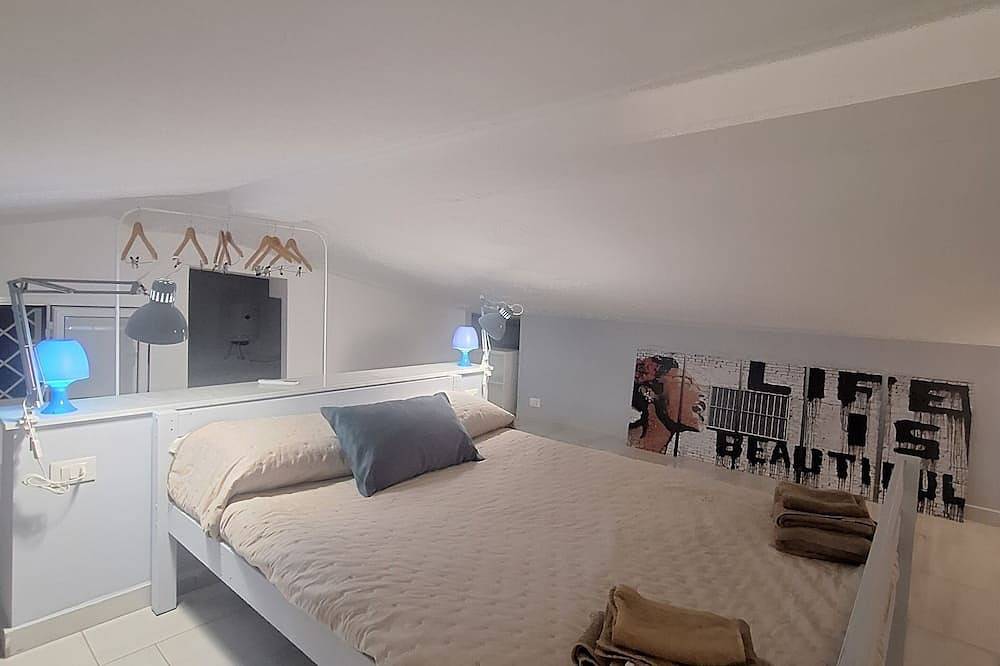 Donna Carmela Villa with sea view pool 5 minutes from the beach in Trabia, Palermo Province