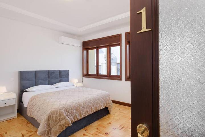 Casa rural para 16 personas, con piscina además de jardín y balcón en Vila Nova de Gaia - 4