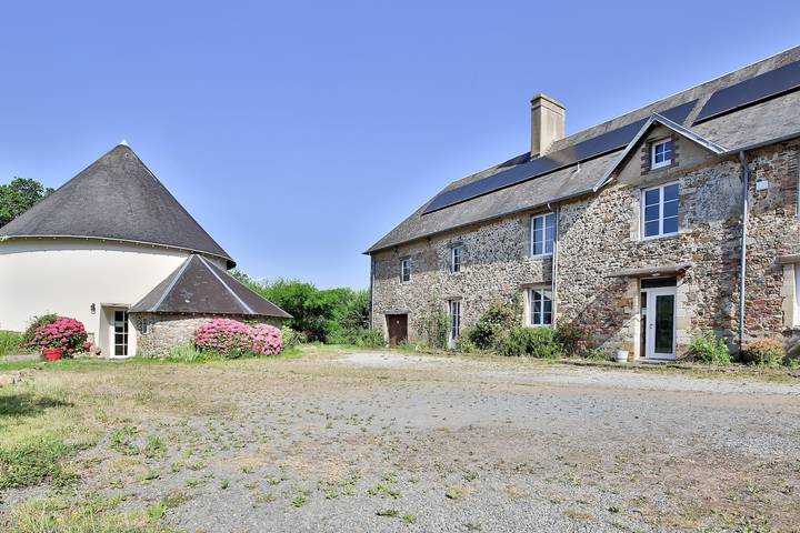 Chambre d’hôte pour 4 personnes, avec jardin, adapté aux familles dans Parc naturel régional des Marais du Cotentin et du Bessin - 4
