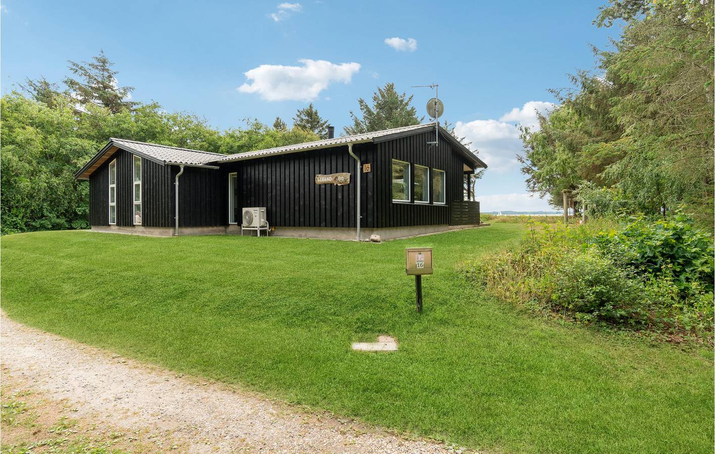 Ferienhaus für 6 Personen mit Terrasse in Thyholm, Oddesund
