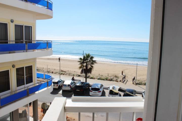 Ferienwohnung für 2 Personen, mit Balkon und Terrasse in Quarteira