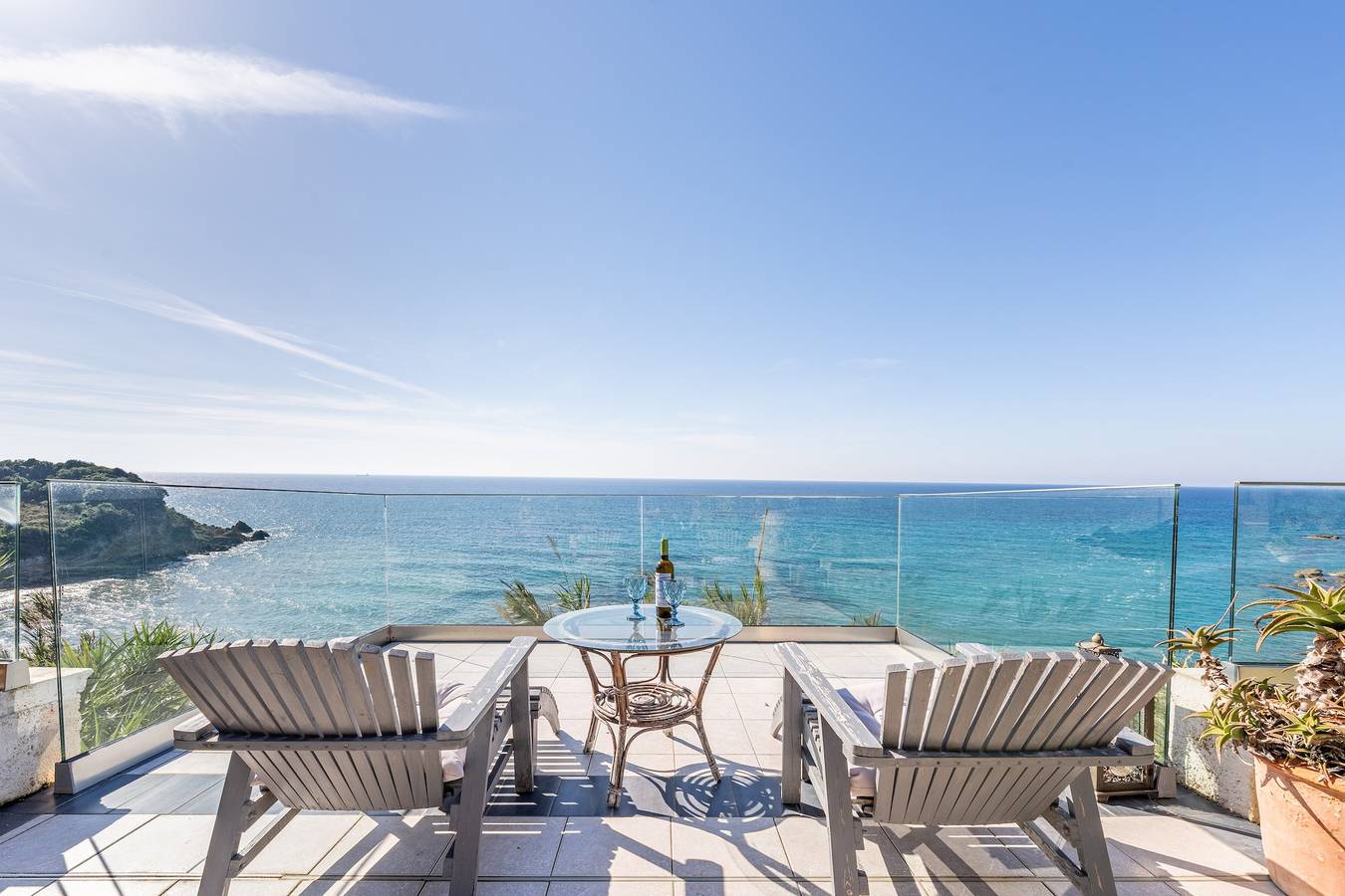 Villa 'Seahorse Bay Beach  Halikounas' with Private Pool, Private Terrace and Air Conditioning in Corfu