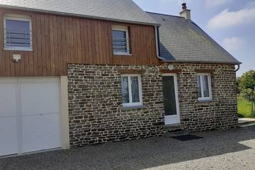 Gîte pour 5 personnes, avec terrasse dans Vélorail de la Suisse Normande