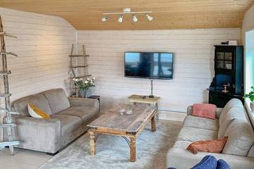 Vacation House for 5 Guests in Hardangerfjord, Vestland, Picture 3