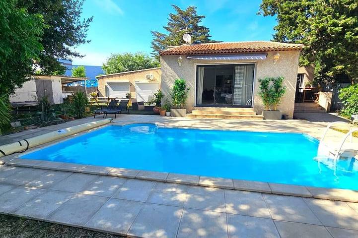 Ferienhaus für 15 Personen, mit Whirlpool und Garten sowie Terrasse, mit Haustier - 1
