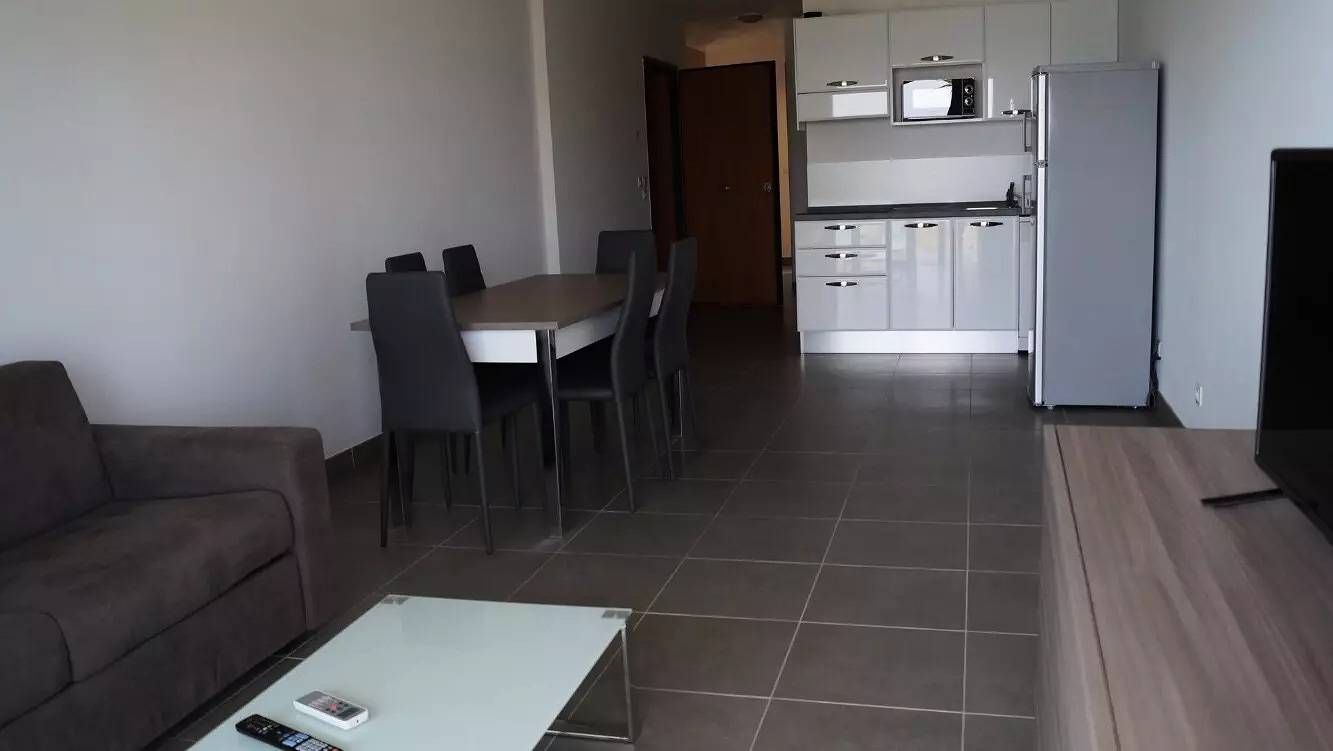 Ganze Wohnung, Ferienwohnung 3 Zimmer 6 Personen (4 Erwachsene + 2 Kinder) in Macinaggio, Rogliano