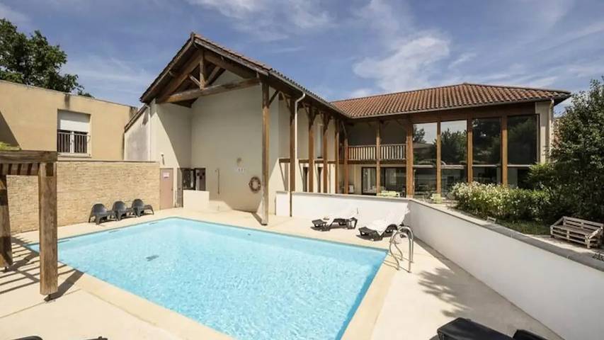 Gîte pour 7 personnes à Marcy-l'Étoile