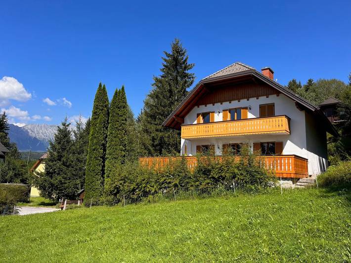 Ferienhaus für 12 Personen, mit Balkon und Terrasse sowie Garten und Sauna in Großsölk