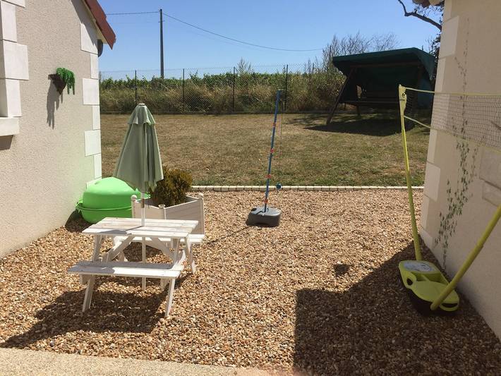 Gîte pour 8 personnes, avec jardin et piscine ainsi que terrasse et jacuzzi, animaux acceptés à Saint-Aignan - 4