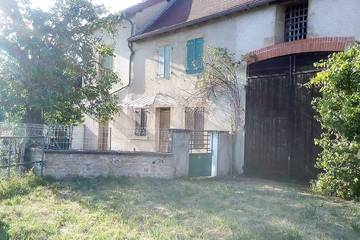Maison de vacances pour 2 personnes, avec piscine et jardin, animaux acceptés dans Saône-et-Loire
