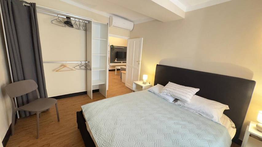 Apartament wakacyjny dla 6 osób w Genua