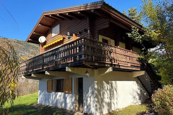 Maison pour 9 personnes, avec jardin et balcon à Saint-Martin-sur-la-Chambre