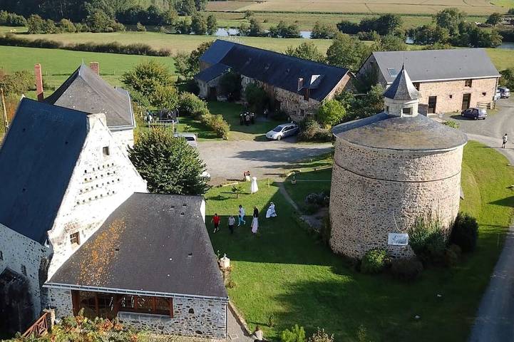 Gîte pour 5 personnes, avec Terrasse et Jardin
