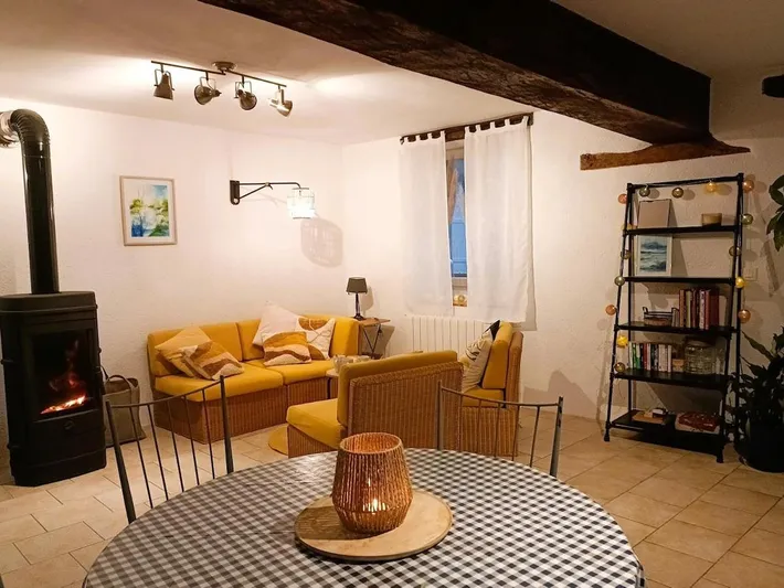 Casa de vacaciones para 4 personas, con vistas y jardín - 1