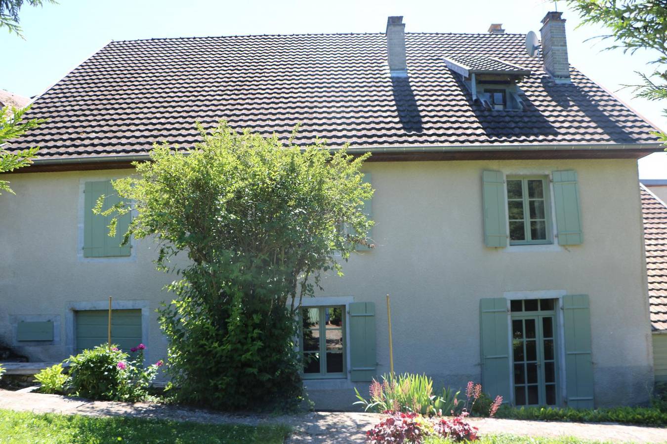Gîte for 7 people with terrace in Rurey, Jura Francais