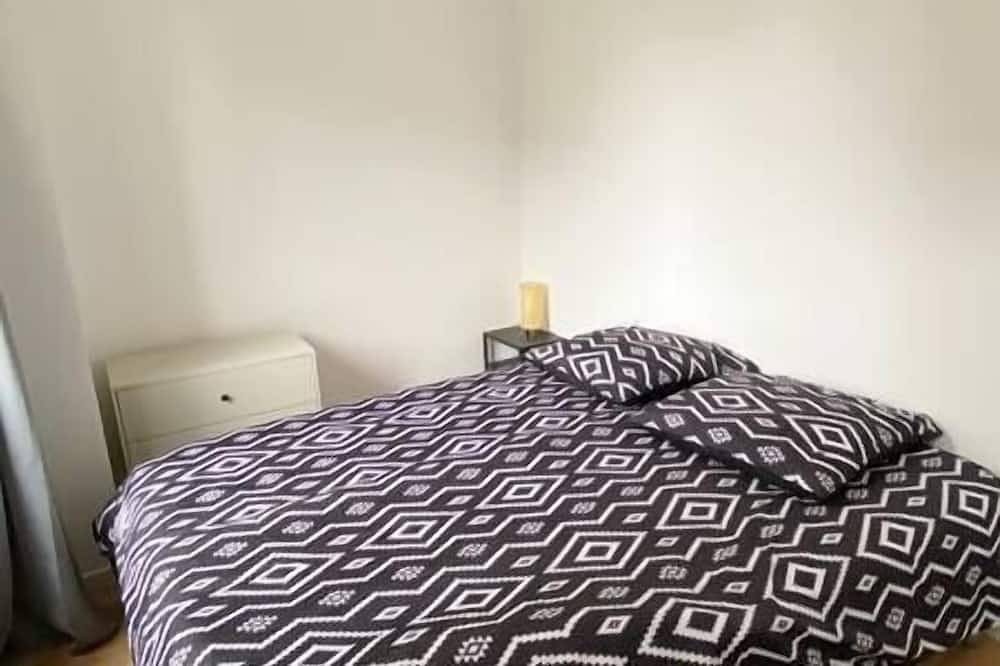 Entire apartment, Hypercentre Luxueux T5 120m2 Parking Fermé in Orléans, Loire Valley