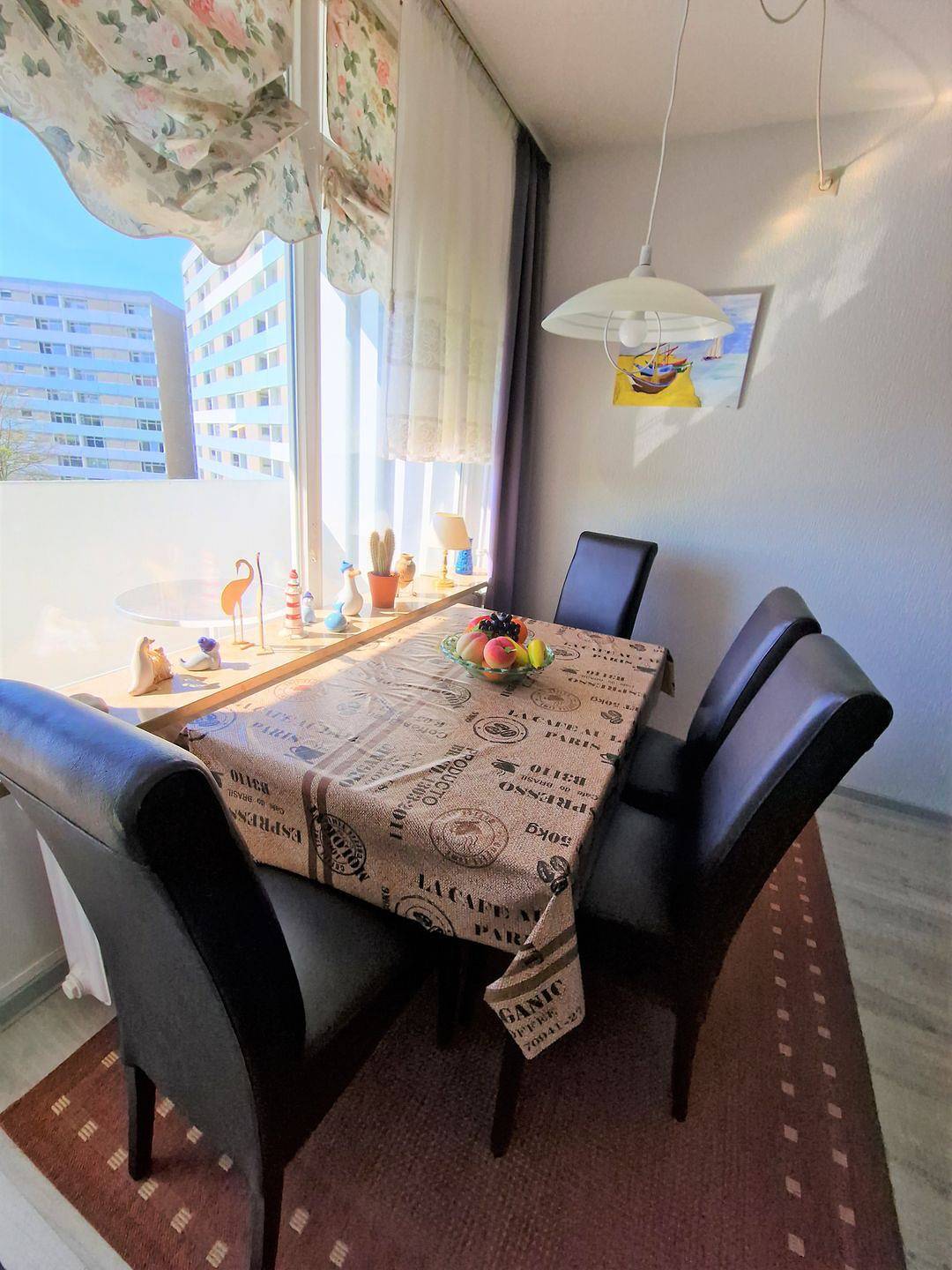 Geheel appartement, Helle und freundliche Wohnung in der 3. Etage mit Balkon zur Süd/Westseite. in Heiligenhafen, Kreis Ostholstein