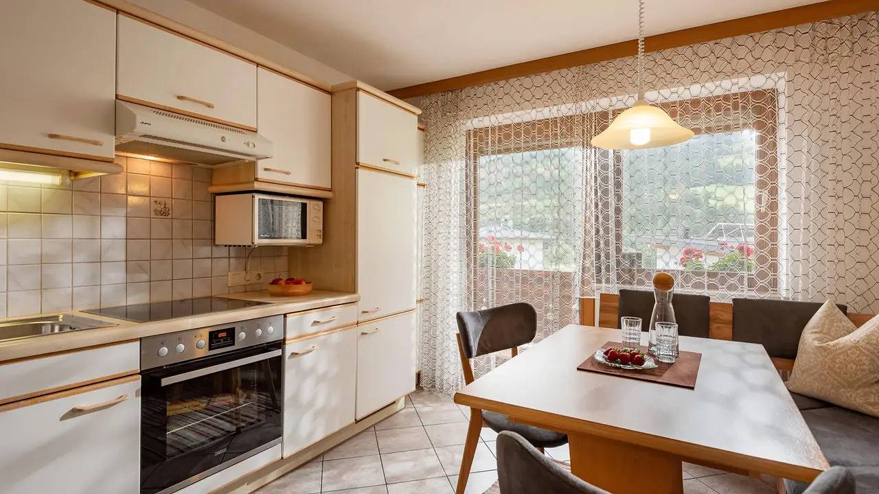 Geheel vakantieappartement, Ferienwohnung für 5 Personen (54 m²) in Stumm in Stumm, Ski-Optimal Hochzillertal