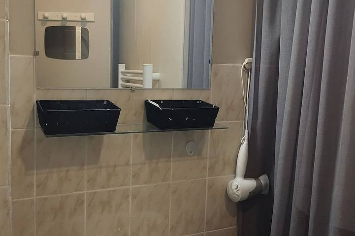 Gîte pour 4 personnes, avec terrasse, animaux acceptés à GY - 3